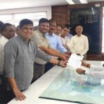 CREDAI ISSUES MEMORANDUM TO COLLECTOR IN SURAT Credai issues memorandum to collector in surat-1
